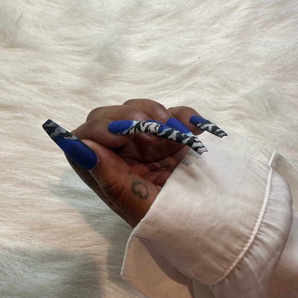 “Oasis” Press On Set by LoveScottiNails - Picture 6 of 8